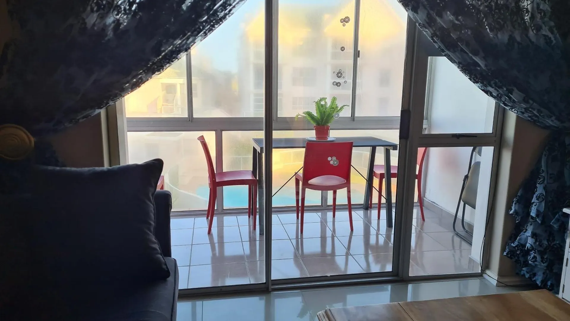Modern Seaview Apartment Port Elizabeth