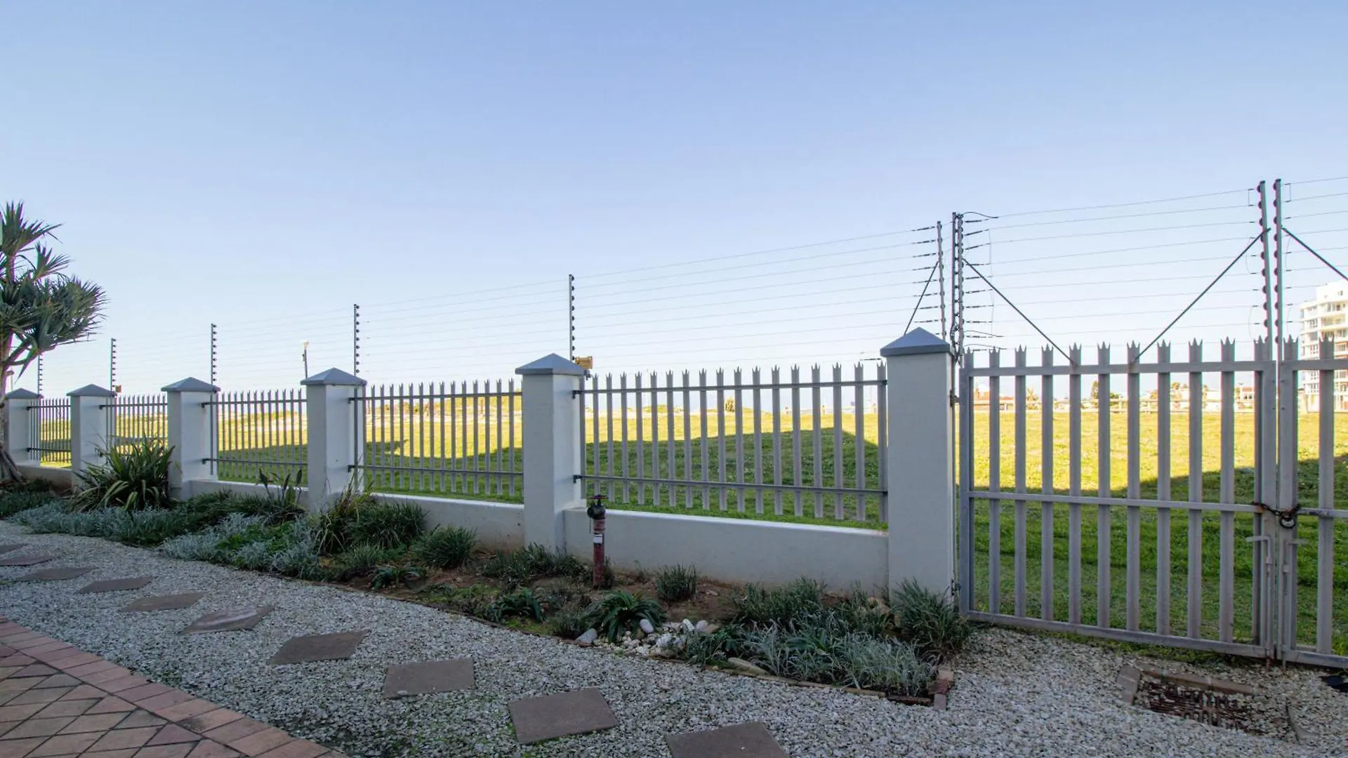 Modern Seaview Apartment Port Elizabeth 0*,