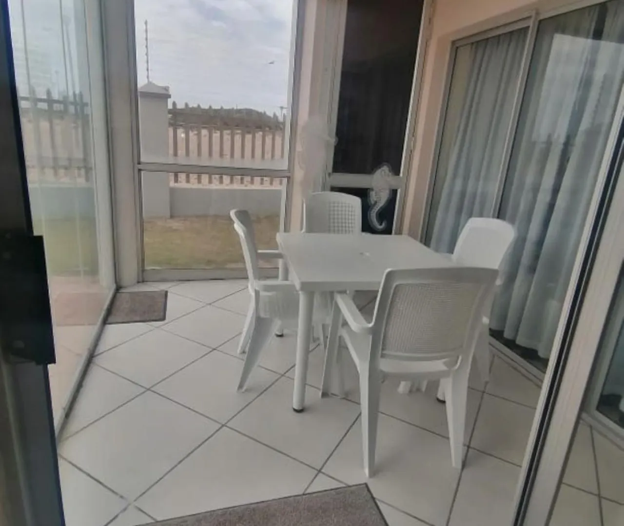 Modern Seaview Apartment Port Elizabeth 0*,