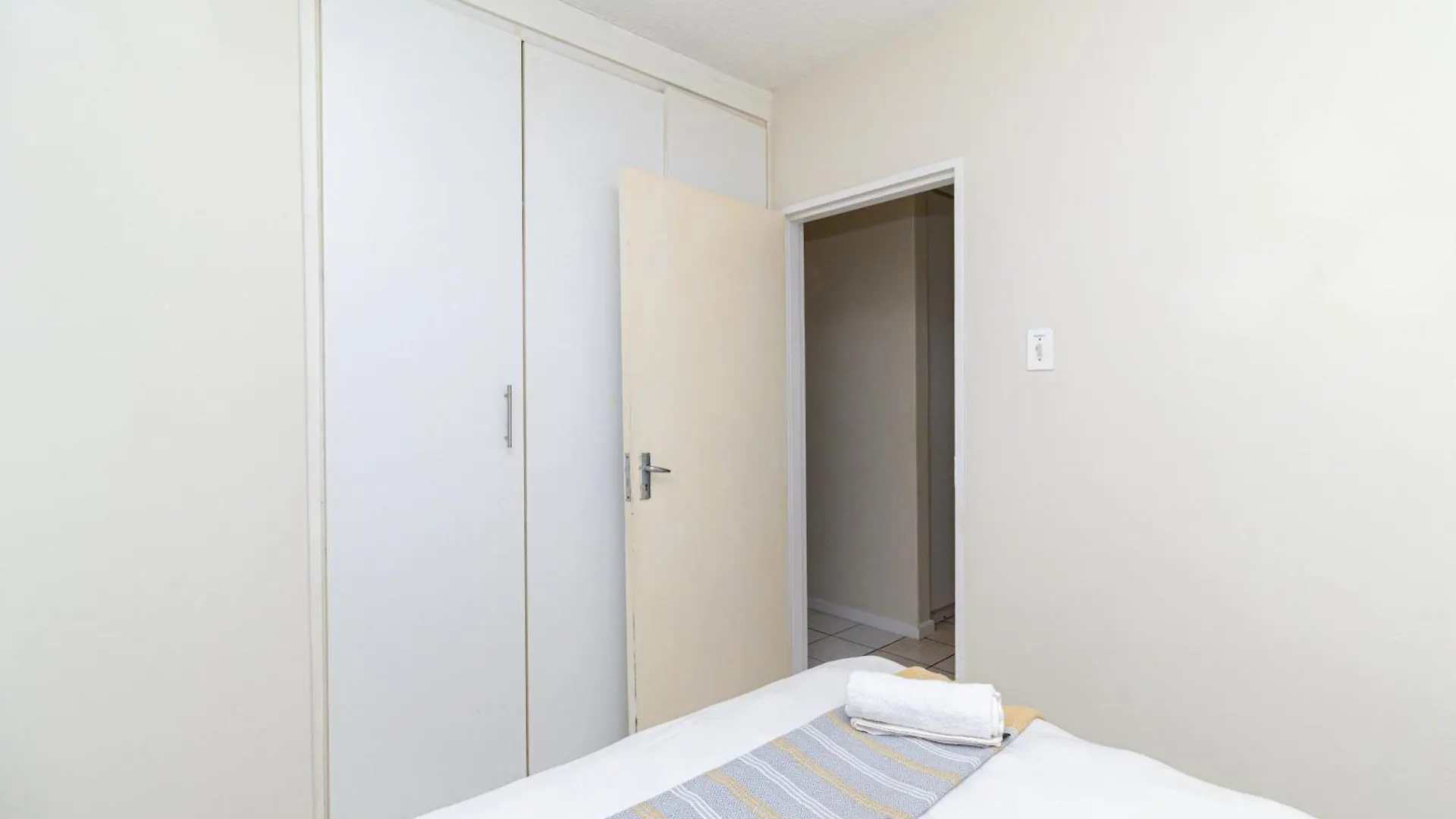 Modern Seaview Apartment Port Elizabeth