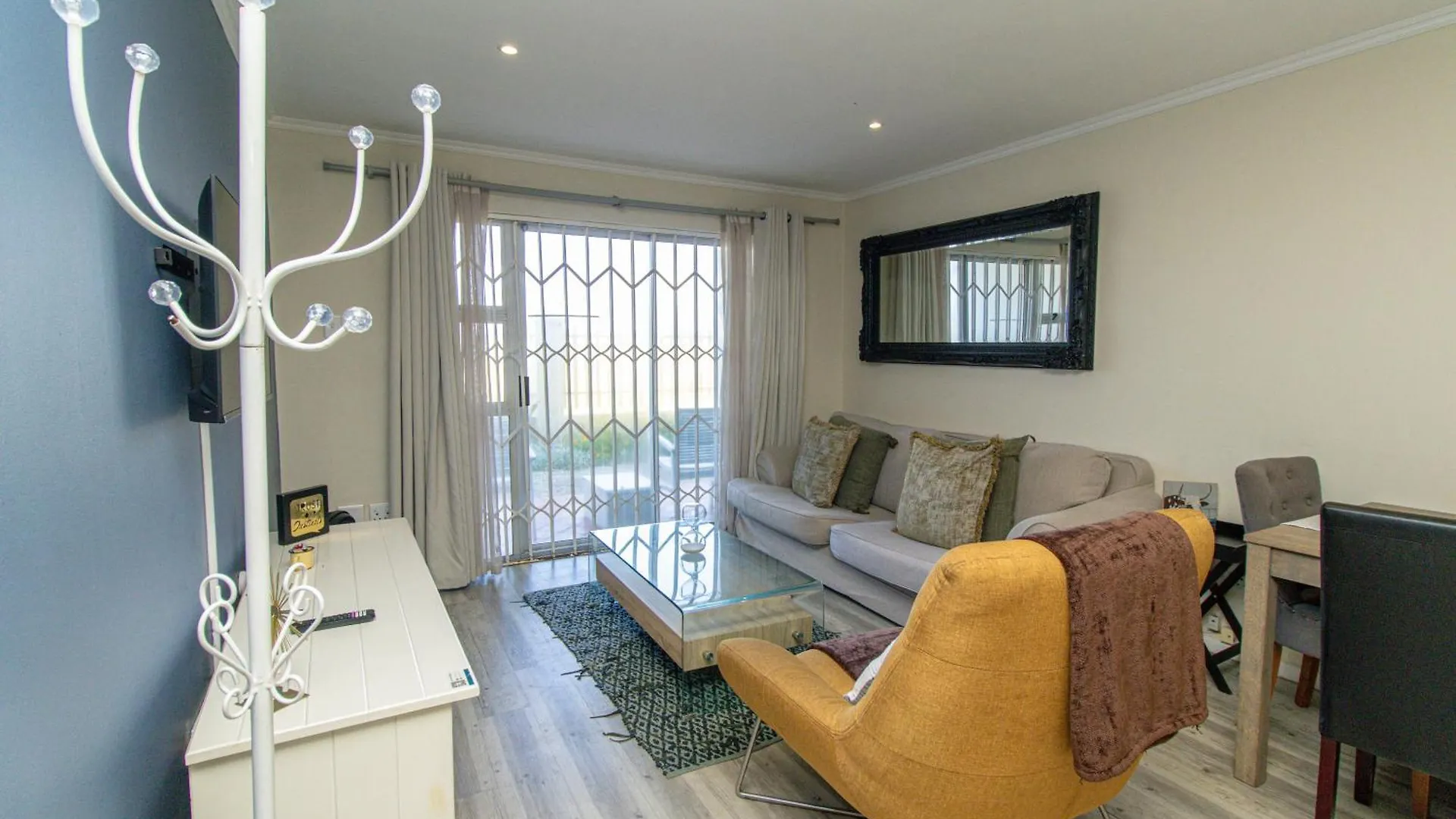 Modern Seaview Apartment Port Elizabeth South Africa